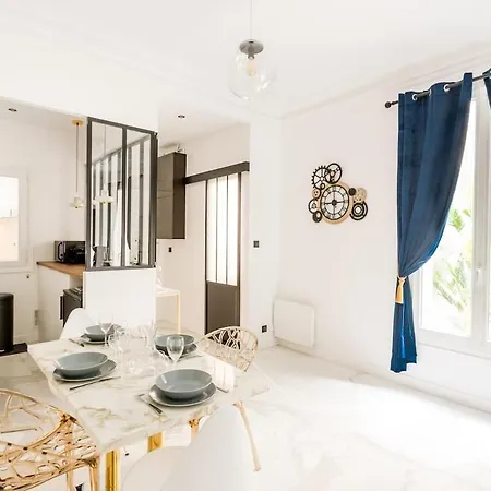 Bourd- Beyond Eiffel Tower Stylish Terrace *