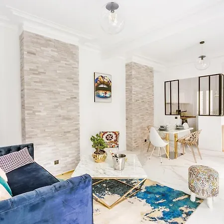 Bourd- Beyond Eiffel Tower Stylish Terrace *